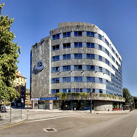 Apartmanhotel Campus Oviedo