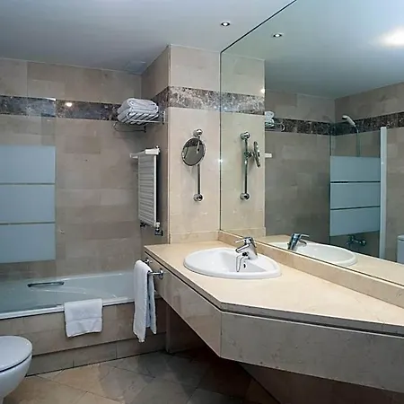 Campus Apartmanhotel Oviedo