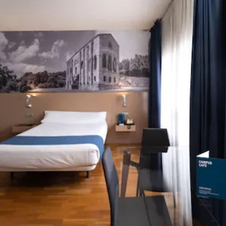Apartmanhotel Campus 3*
