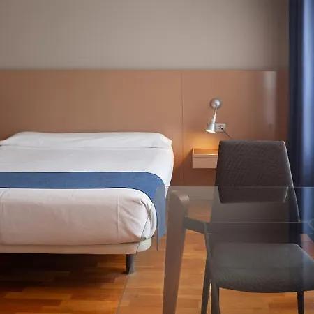 Campus 아파트호텔 오비에도