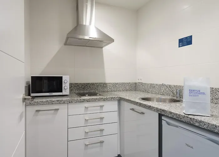 Apart Otel Campus Oviedo