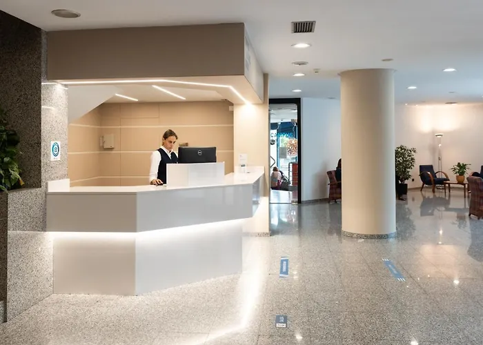 Apart-hotel Campus 3*