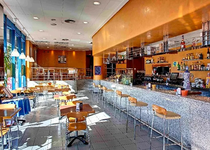 校园公寓酒店 3*